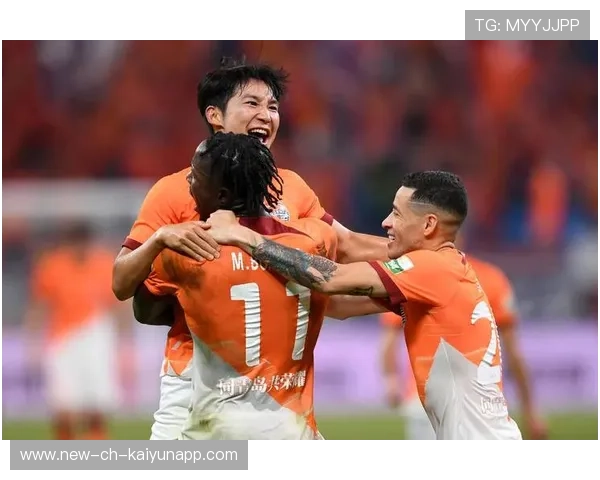 泪目了，钟义浩赛后连夜赶赴青岛，海牛进球瞬间他哭得像孩子，知乎钟义燊