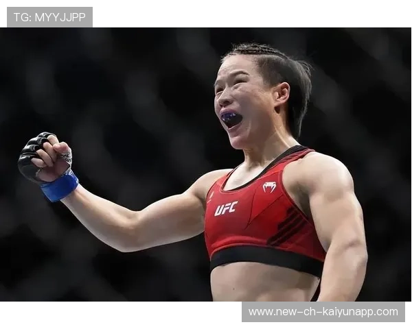 UFC腿踢力量巨大，对手被踢退两米