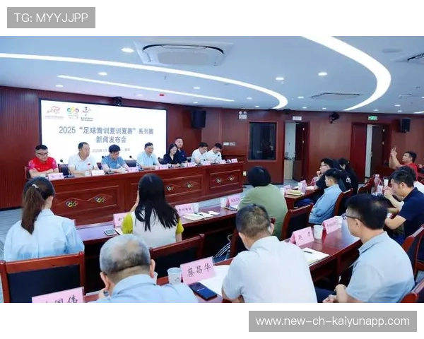 足球联赛在青训扶持中推动区域化协同培养平台实现人才互换,足球青少年联赛 足球联赛在青训扶持中推动区域化协同培养平台实现人才互换,足球青少年联赛